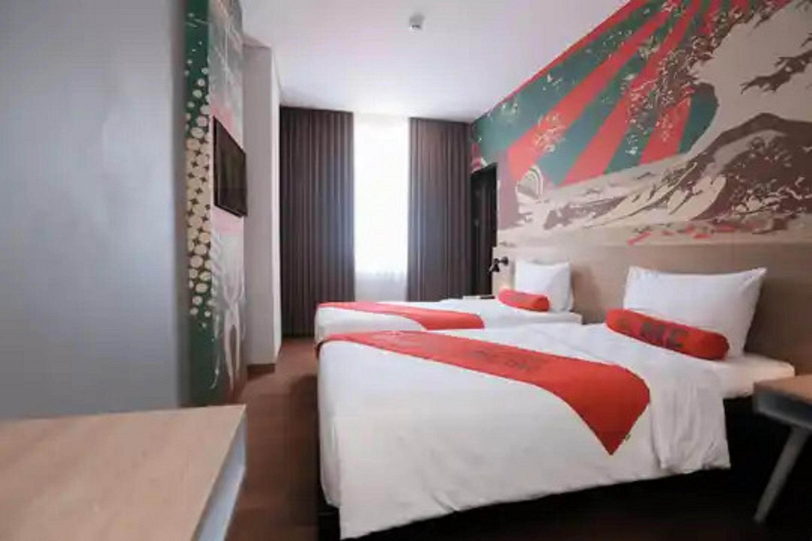 Hotel Fortunagrande Джембер Экстерьер фото