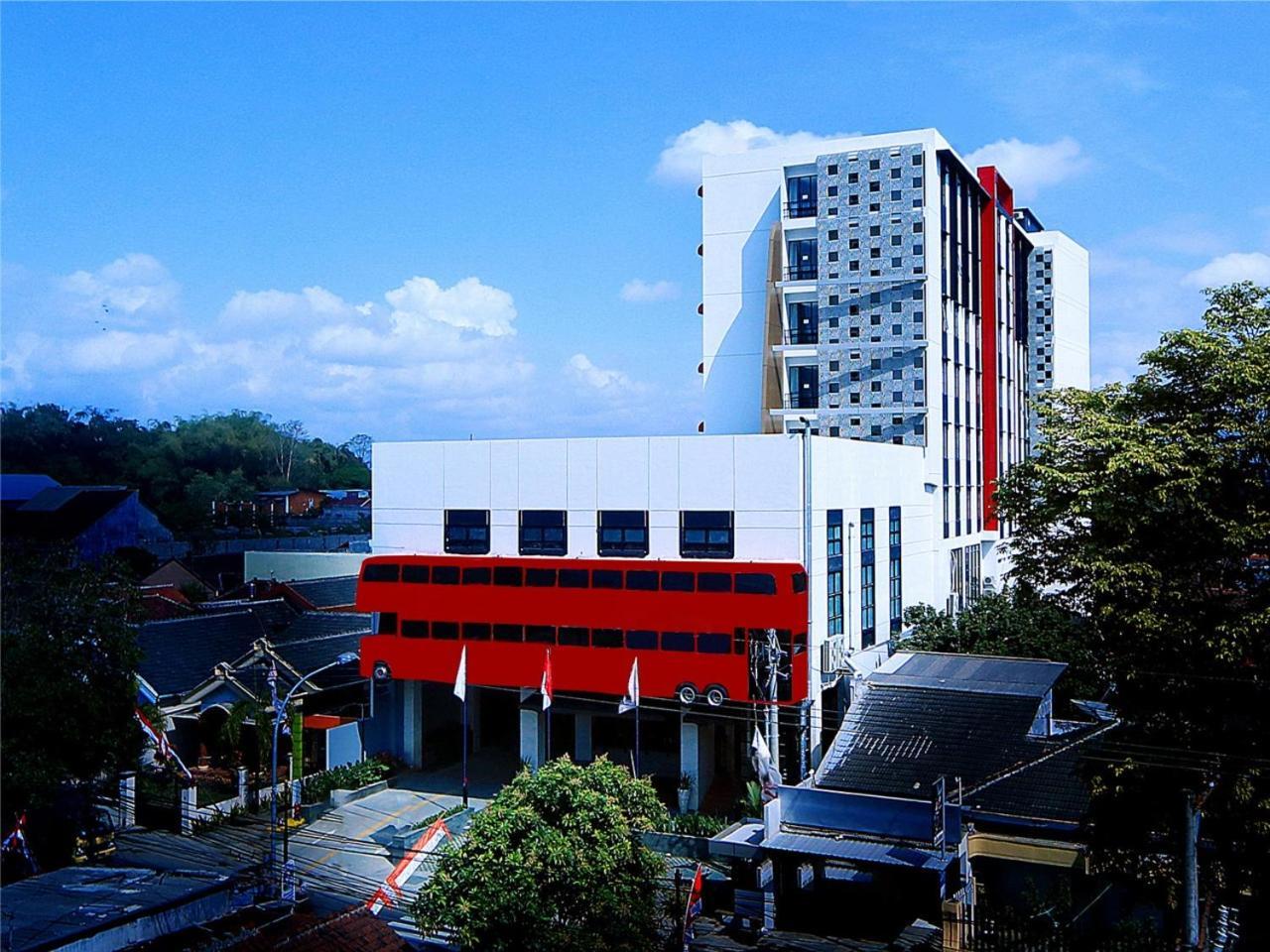 Hotel Fortunagrande Джембер Экстерьер фото