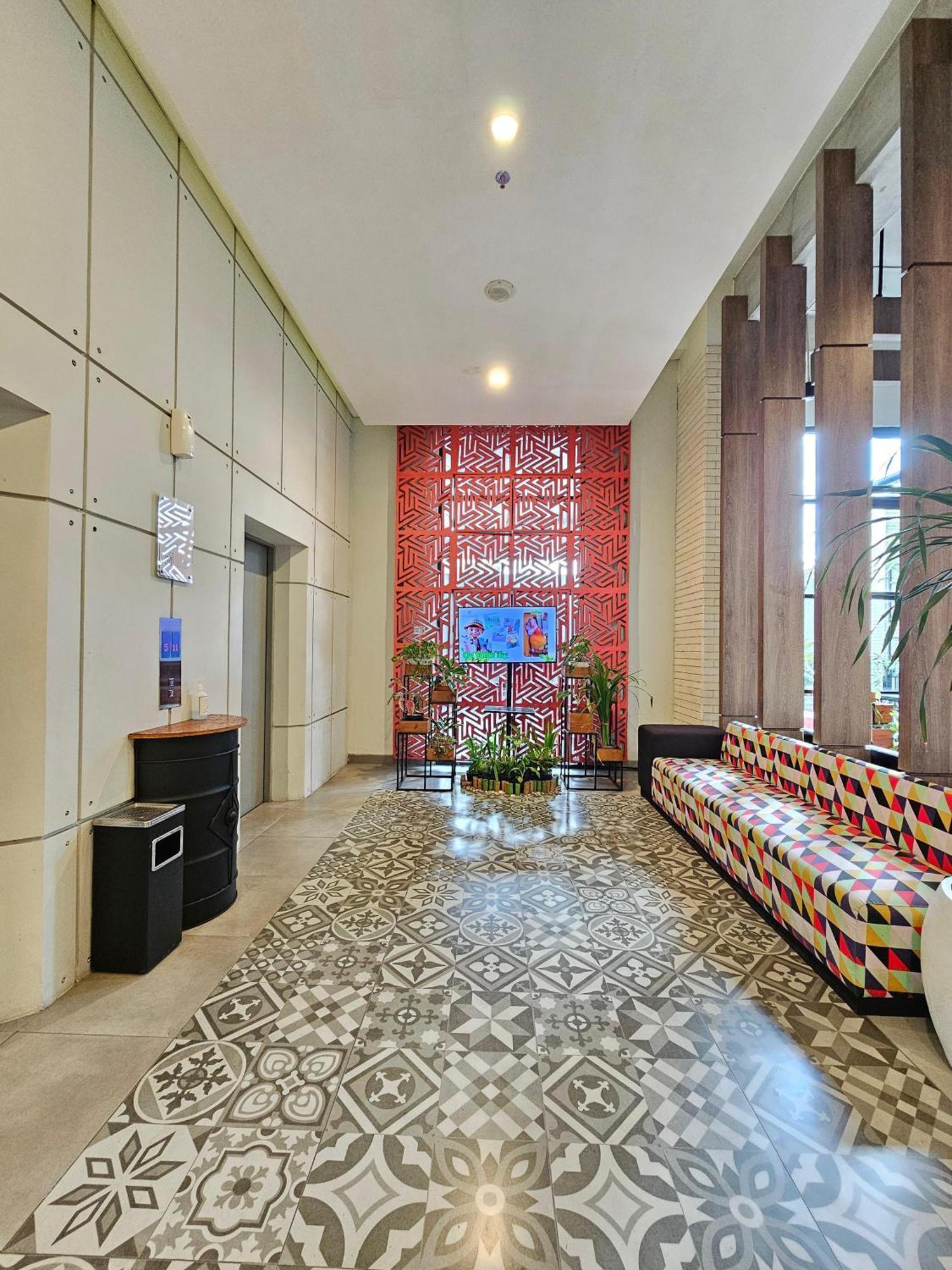 Hotel Fortunagrande Джембер Экстерьер фото